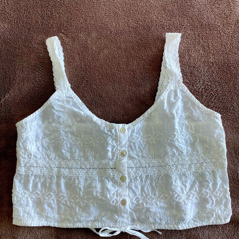 NWOT - White TOP Forever 21 NEW w/o tag